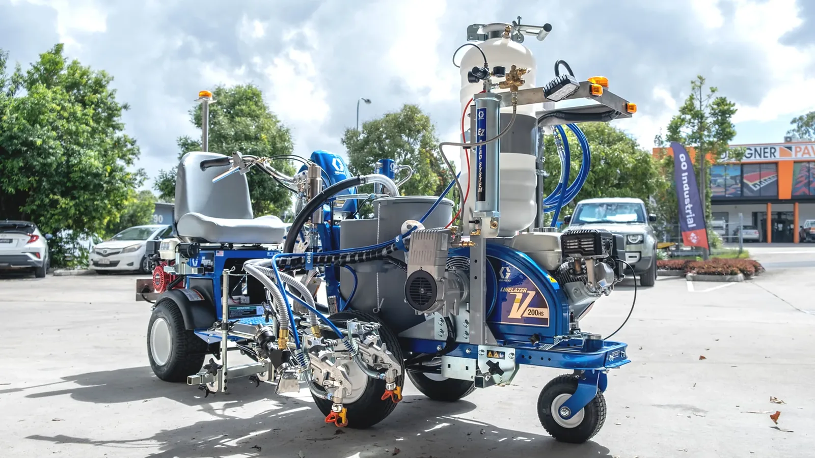 Graco LineLazer V 200HS ride-on line marker